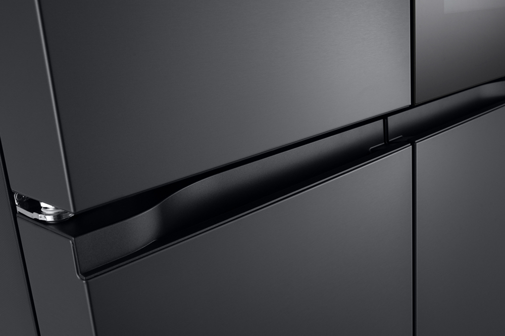 Tủ lạnh LG Inverter 666 lít Multi Door InstaView LFB66BLMI Màu Đen