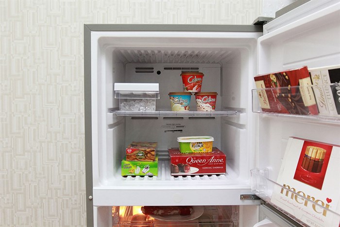 Tủ lạnh Toshiba 171 lít GR-S19VUP (TS) Màu Bạc Inox