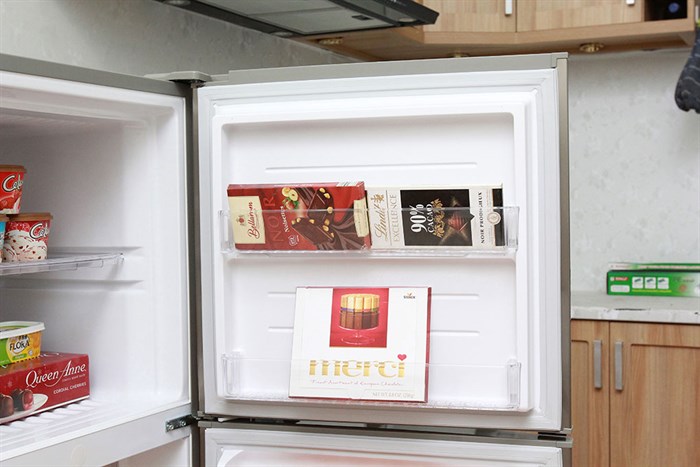 Tủ lạnh Toshiba 171 lít GR-S19VUP (TS) Màu Bạc Inox