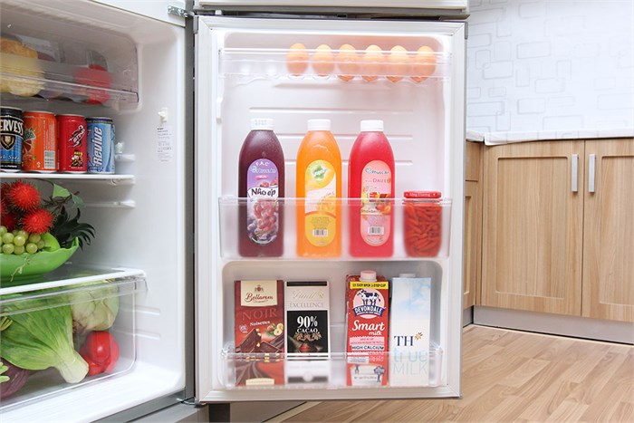 Tủ lạnh Sharp SJ-166S 165 lít Màu Bạc