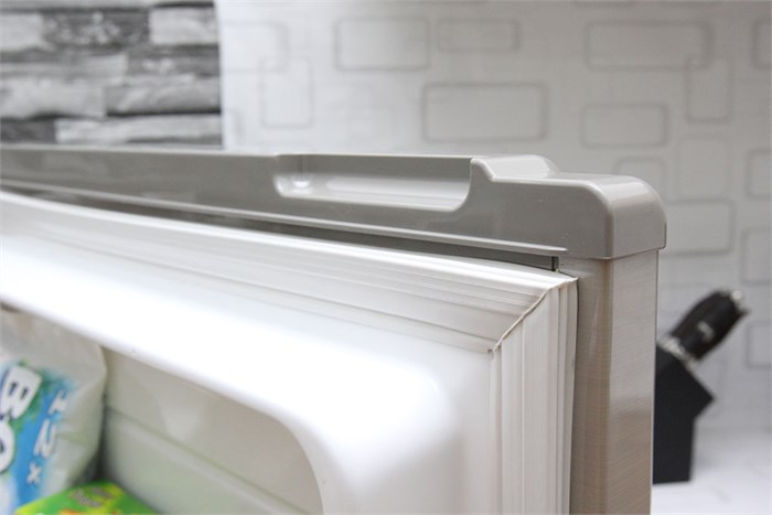 Tủ lạnh Sharp SJ-166S 165 lít Màu Bạc