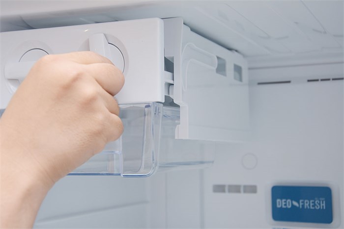 Tủ lạnh Electrolux 348 lít ETB3500PE-RVN Màu Bạc