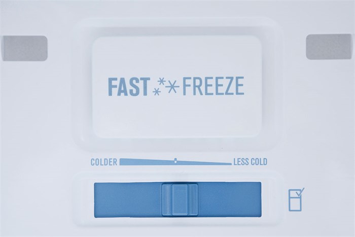 Tủ lạnh Electrolux 255 lít ETB2600PE-RVN Màu Bạc