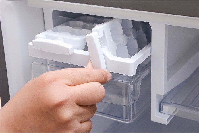 Tủ lạnh Sanyo SR-345RB 335 lít Màu Bạc