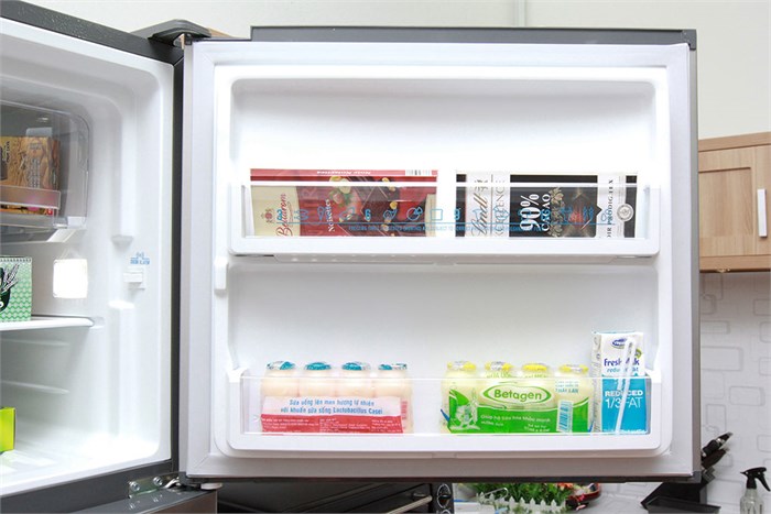 Tủ lạnh Electrolux 335 lít EME3500SA Màu Bạc