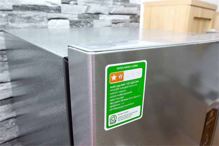 Tủ lạnh Electrolux 335 lít EME3500SA Màu Bạc