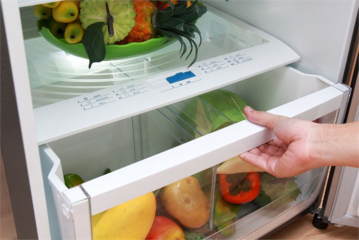 Tủ lạnh Electrolux 335 lít EME3500SA Màu Bạc