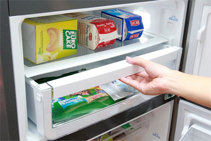 Tủ lạnh Electrolux 335 lít EME3500SA Màu Bạc