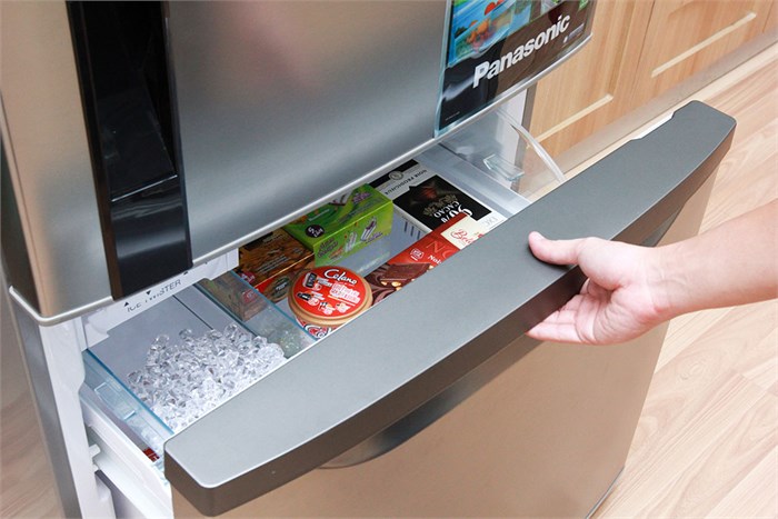 Tủ lạnh Panasonic 400 lít NR-BW465 Màu Xám