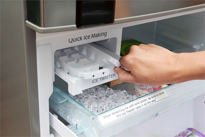 Tủ lạnh Panasonic 400 lít NR-BW465 Màu Xám