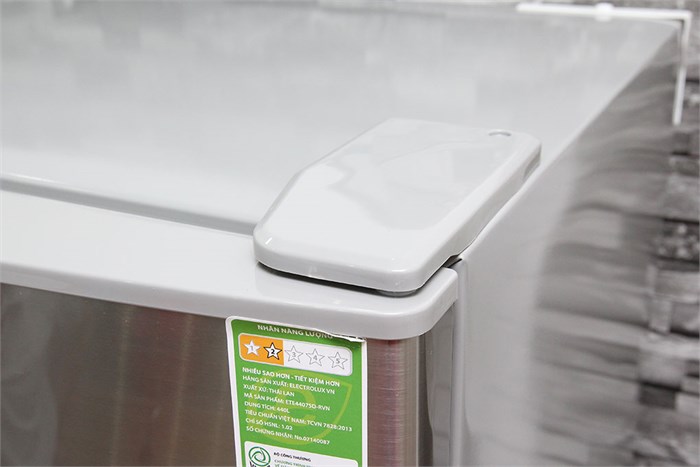 Tủ lạnh Electrolux 440 lít ETE4407SD Màu Inox