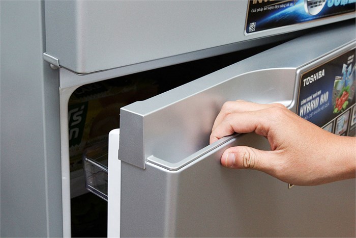 Tủ lạnh Toshiba 409 lít GR-T46VUBZ Màu Bạc