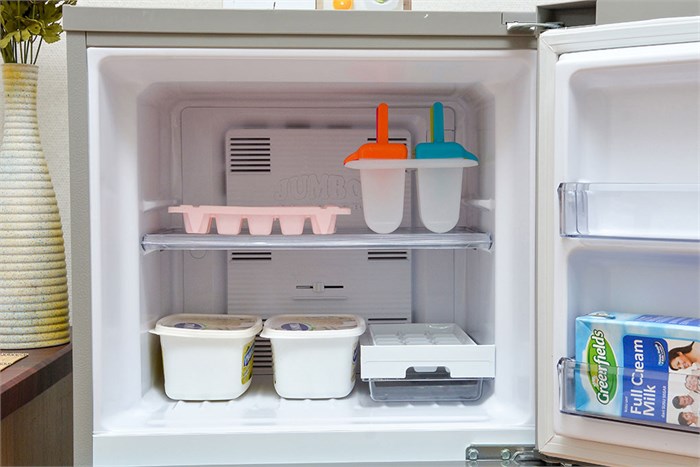 Tủ lạnh Panasonic 152 lít NR-BM179 Màu Bạc