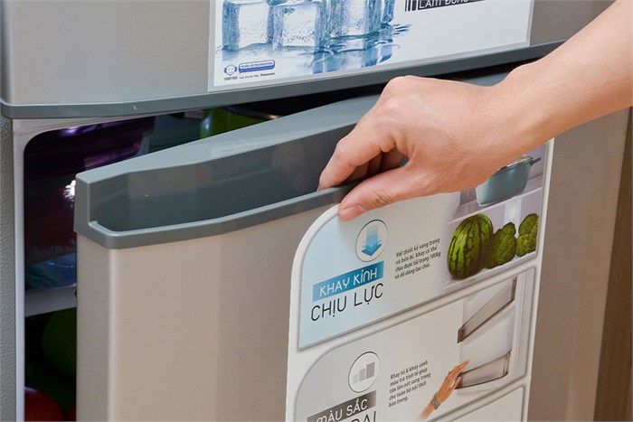 Tủ lạnh Panasonic 152 lít NR-BM179 Màu Bạc