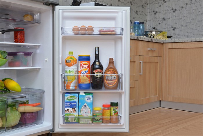 Tủ lạnh Panasonic 188 lít NR-BM229 SSVN Màu Bạc