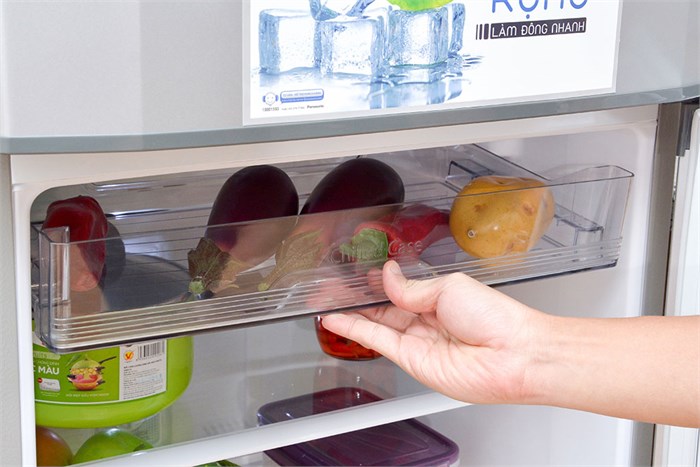 Tủ lạnh Panasonic 188 lít NR-BM229 SSVN Màu Bạc