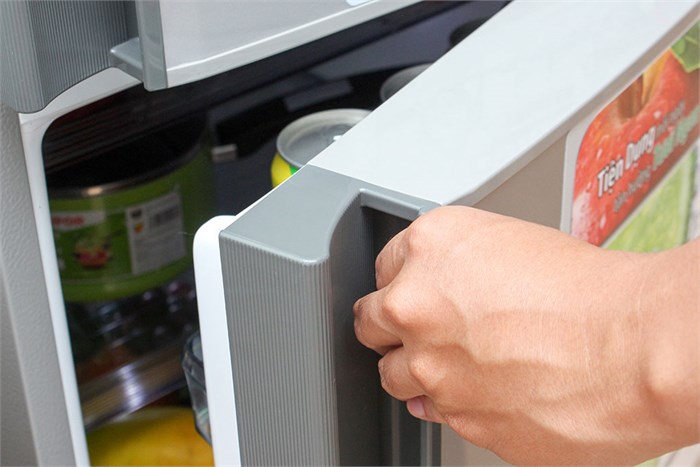 Tủ lạnh Panasonic NR-BJ186 167 lít Màu Bạc