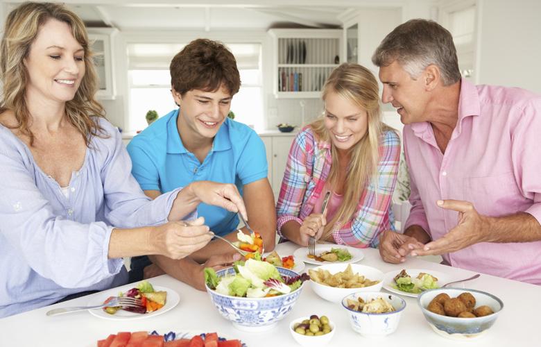 Tủ lạnh chăm sóc bữa ăn cho gia đình bạn Tủ lạnh chăm sóc bữa ăn cho gia đình bạn