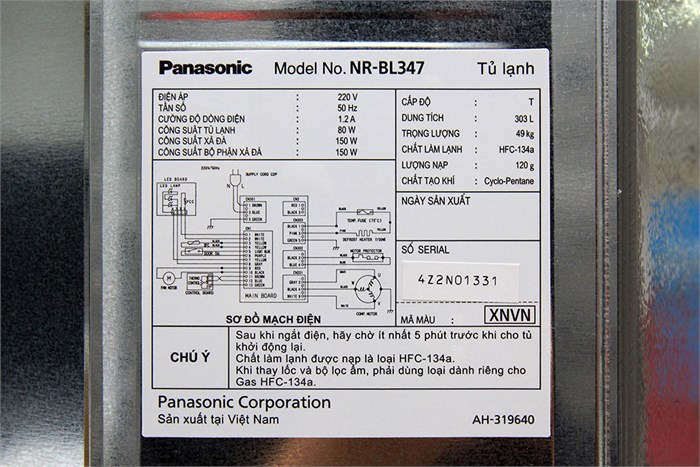 Tủ lạnh Panasonic 307 lít NR-BL347 XNVN Màu Inox