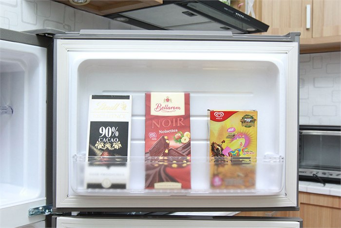 Tủ lạnh Sharp 180 lít SJ-191E-SL Màu Bạc