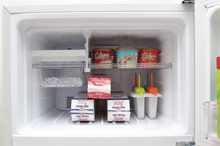 Tủ lạnh Sharp 180 lít SJ-193E Màu Trắng