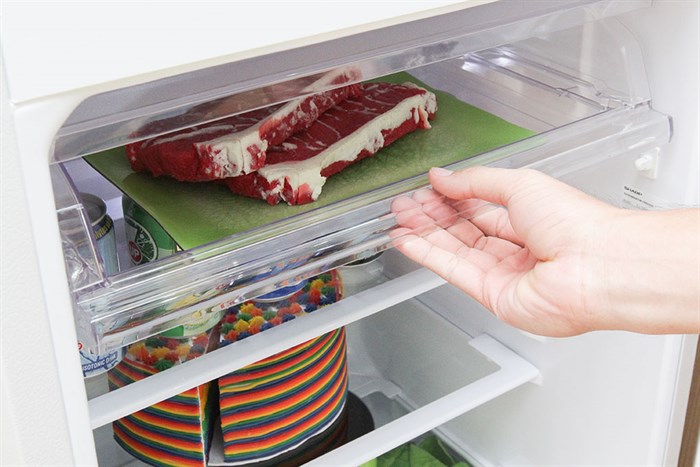 Tủ lạnh Sharp 180 lít SJ-193E Màu Trắng