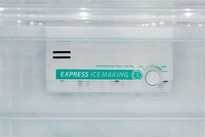 Tủ lạnh Sharp 180 lít SJ-198P-ST Màu Inox