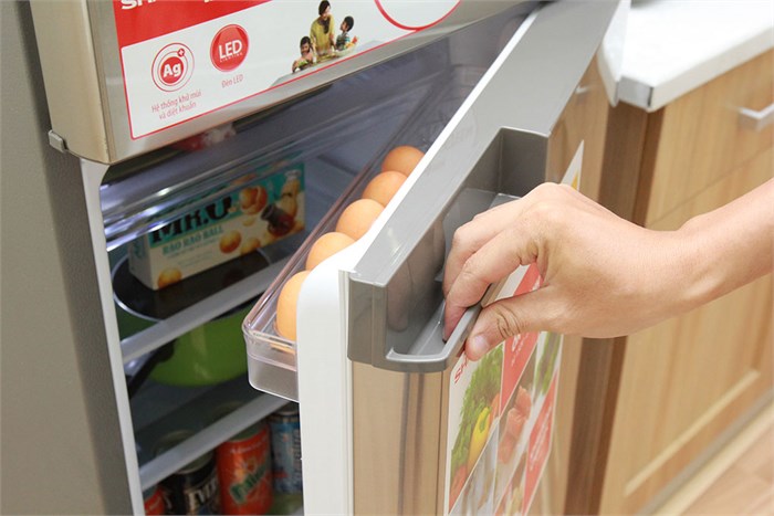 Tủ lạnh Sharp 180 lít SJ-198P-ST Màu Inox