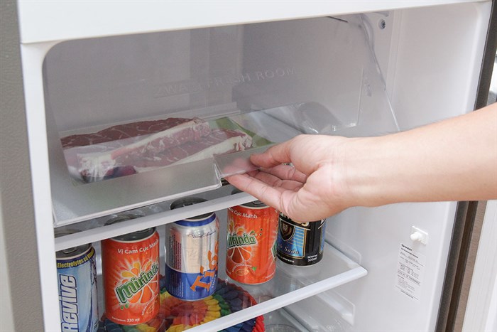 Tủ lạnh Sharp 196 lít SJ-211E Màu Xám