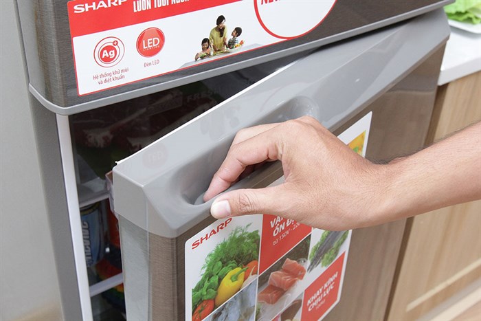 Tủ lạnh Sharp 196 lít SJ-211E Màu Xám