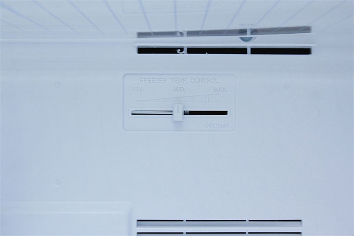 Tủ lạnh Sharp 182 lít SJ-212E Màu Bạc