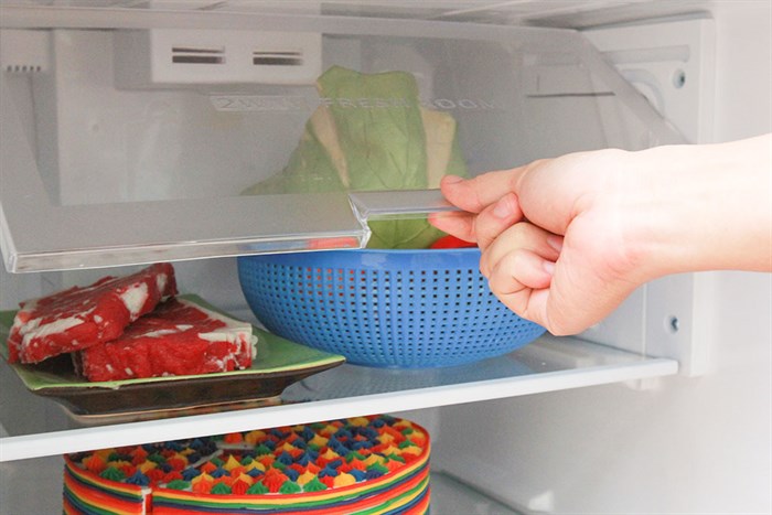 Tủ lạnh Sharp 196 lít SJ-217P Màu Bạc