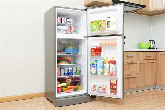 Tủ lạnh Sharp 196 lít SJ-217P Màu Bạc