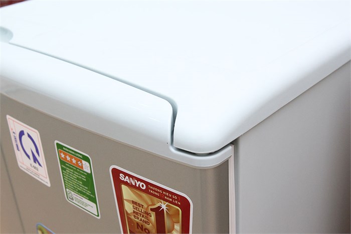 Tủ lạnh Aqua 90 lít AQR-95AR Màu Xanh ngọc