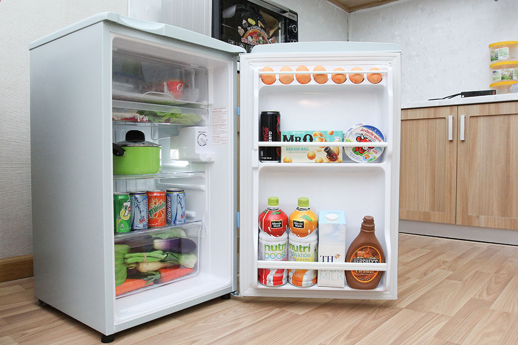Tủ lạnh Aqua 90 lít AQR-95AR Màu Xanh ngọc