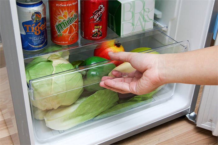 Tủ lạnh Aqua 90 lít AQR-95AR Màu Bạc