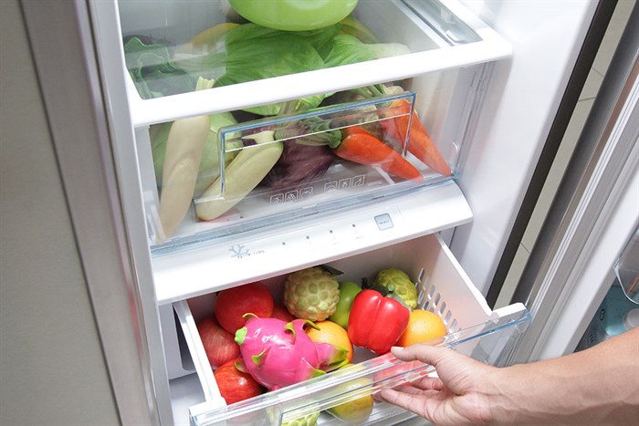 Tủ lạnh Sharp SJ-X60LWB 608 lít Màu Inox