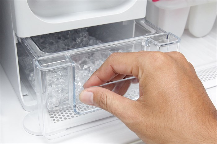 Tủ lạnh Hitachi Inverter 335 lít R-V400PGV3D-SLS Màu Bạc