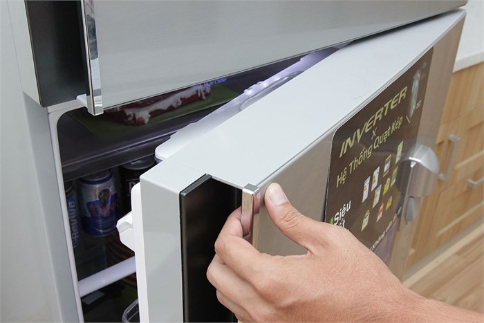 Tủ lạnh Hitachi Inverter 335 lít R-V400PGV3D-SLS Màu Bạc