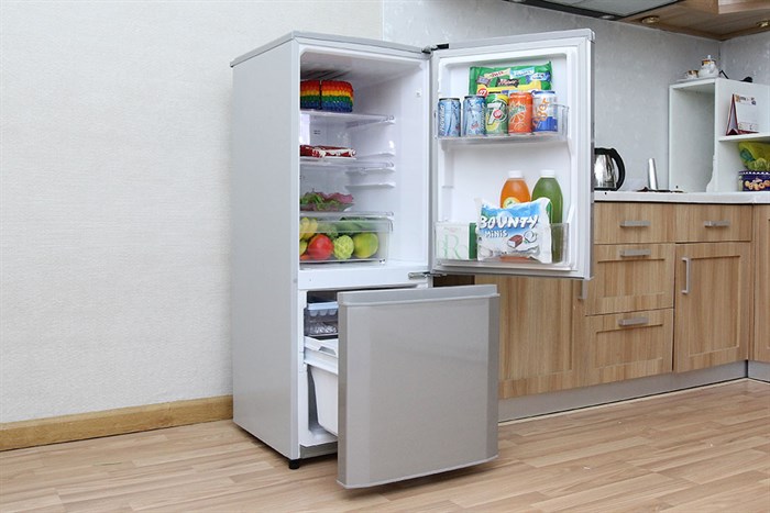 Tủ lạnh Mitsubishi Electric MR-P16G-SL-V 147 lít Màu Bạc