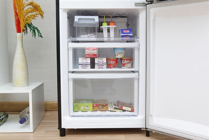 Tủ lạnh Mitsubishi Electric 256 lít MR-HD32G-SL Màu Bạc