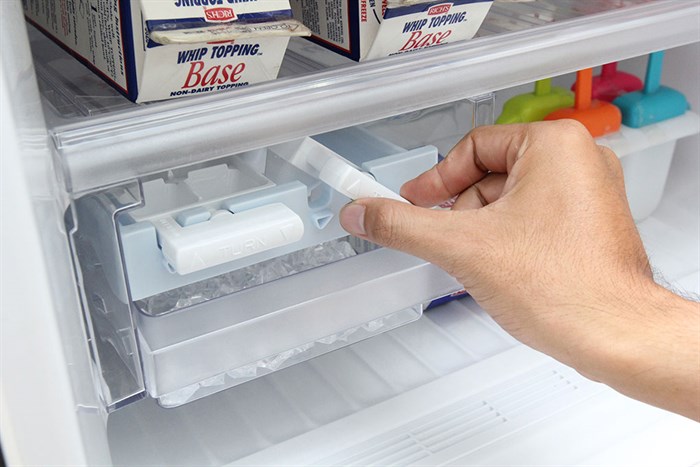 Tủ lạnh Mitsubishi Electric Inverter 346 lít MR-F42EH-SLW Màu Bạc