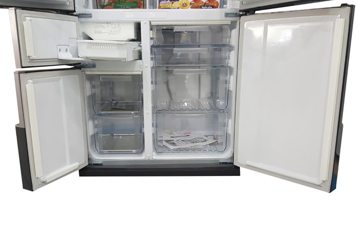 Tủ lạnh Mitsubishi Electric 605 lít MR-Z65W-DB-V Màu Đen