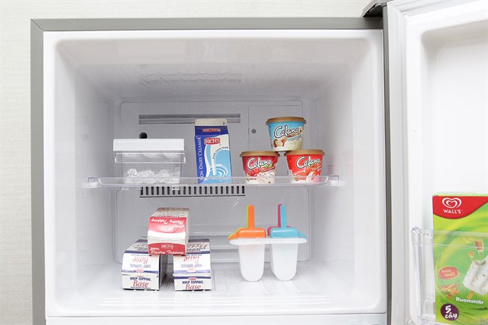 Tủ lạnh Toshiba Inverter 305 lít GR-T36VUBZ Màu Xám