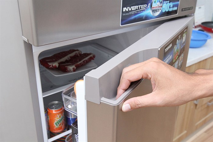 Tủ lạnh Toshiba Inverter 330 lít GR-T39VUBZ(N) Màu Nâu nhạt