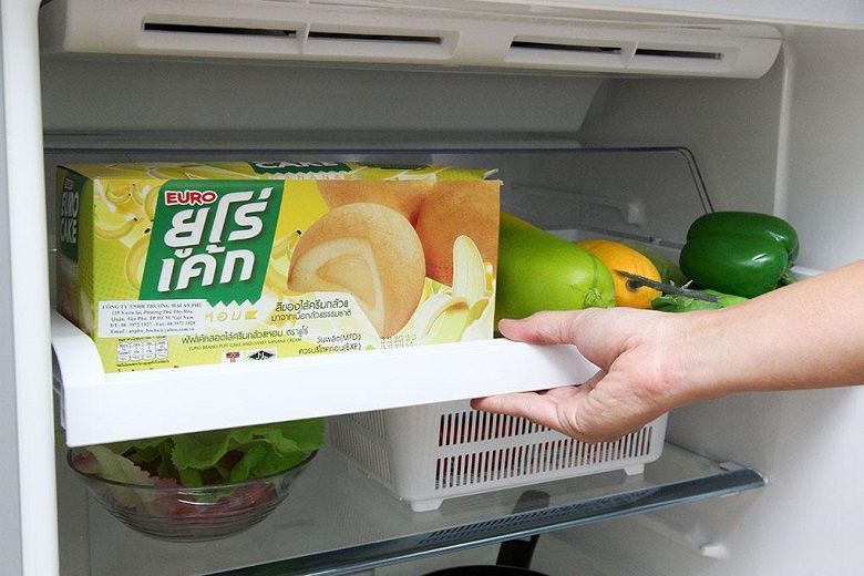 Khay kệ có thể tháo rời giúp vệ sinh dễ dàng