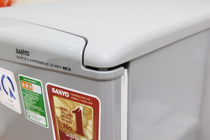 Tủ lạnh Sanyo 130 lít SR-145PN VS Màu Bạc