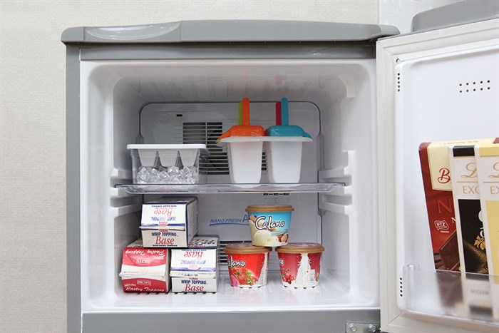 Tủ lạnh Sanyo 130 lít SR-145PN VS Màu Bạc