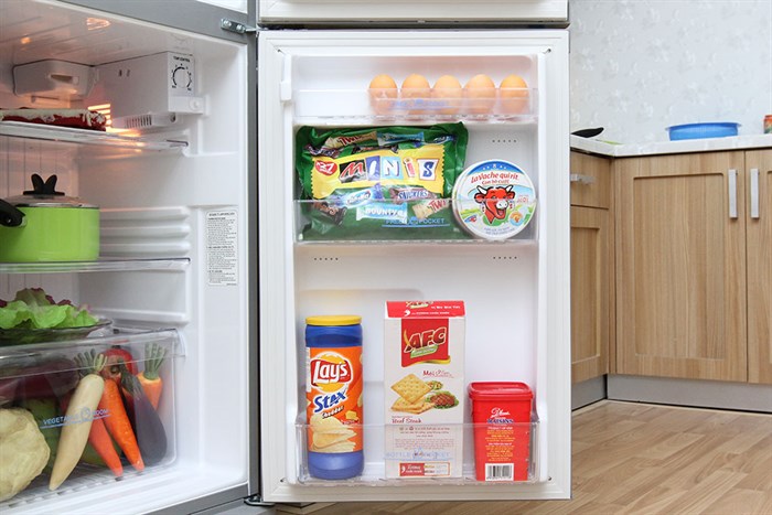 Tủ lạnh Sanyo 130 lít SR-145PN VS Màu Bạc