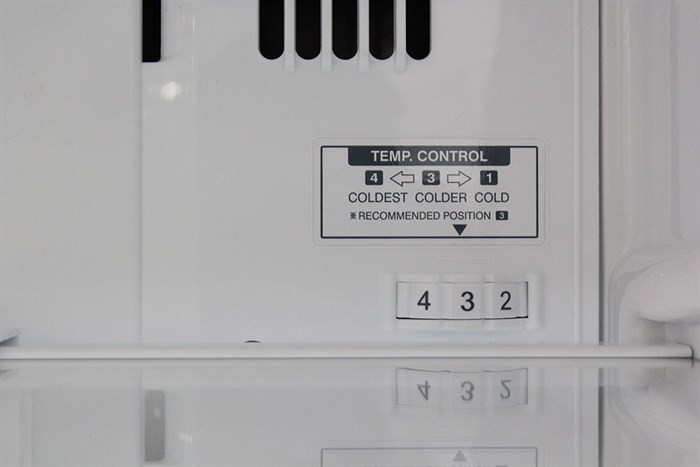 Tủ lạnh LG Inverter 208 lít GN-L225PS Màu Bạc